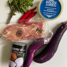 Load image into Gallery viewer, Meal Kit: Emerald Chicken Curry